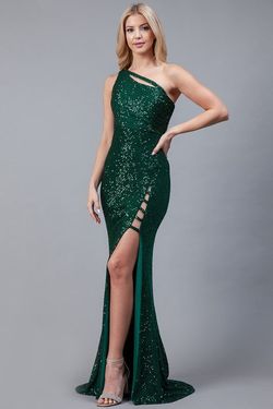 Style EBBY Amelia Couture Green Size 10 Prom Pageant Ebby Side slit Dress on Queenly