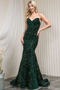 Style LONDON_EMERALDGREEN4_DF4CC Amelia Couture Green Size 4 Sweetheart Floor Length Straight Dress on Queenly