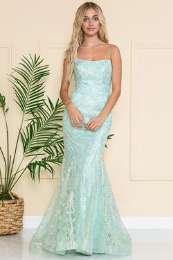 Style PHOEBE_MINT4_378BB Amelia Couture Green Size 4 Sequined Prom Straight Dress on Queenly