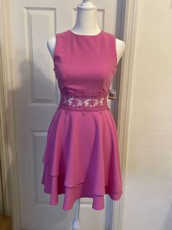 B. Darlin Pink Size 4 Midi Summer Cocktail Dress on Queenly