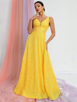 Style FSWD0448 Faeriesty Yellow Size 0 Plunge V Neck Sequin Straight Dress on Queenly