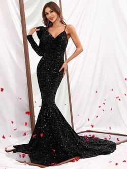 Style FSWD8016 Faeriesty Black Size 16 V Neck One Shoulder Sequin Jersey Mermaid Dress on Queenly