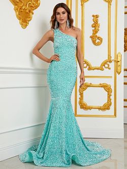 Style FSWD0588 Faeriesty Light Green Size 0 Polyester One Shoulder Sequined Mermaid Dress on Queenly