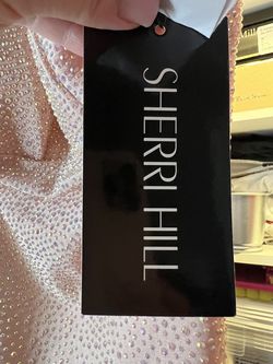 Style 55124 SHERRI HILL  Pink Size 2 Spaghetti Strap Mermaid Train Dress on Queenly