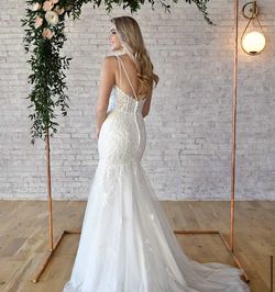 Style 7337Iv11c441541usa Stella York  White Size 18 Military Floor Length Mermaid Dress on Queenly