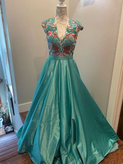 Angela & Alison Blue Size 6 Prom Beaded Top Medium Height Jewelled Train Dress on Queenly