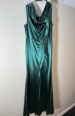 Green Size 24 Mermaid Dress on Queenly