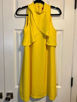Catherine Malandrino Yellow Size 4 Cape Cocktail Dress on Queenly