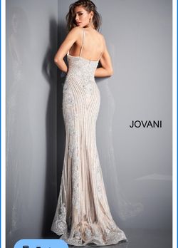 Jovani White Size 4 Sequined Train Fully Beaded Appearance Mermaid Dress on Queenly