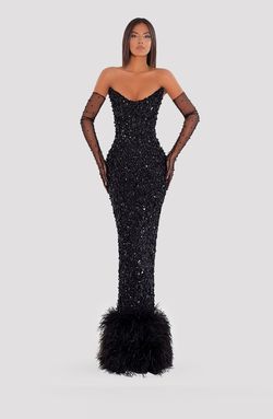 Style AD5035 Albina Dyla Black Size 0 Feather Straight Dress on Queenly