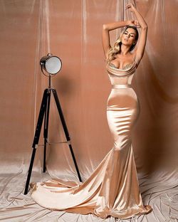 Style AD2075 Albina Dyla Gold Size 0 Jersey Tall Height Mermaid Dress on Queenly
