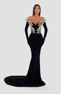 Style AD5014 Albina Dyla Black Size 0 Embroidery Pageant Floor Length Jewelled Straight Dress on Queenly