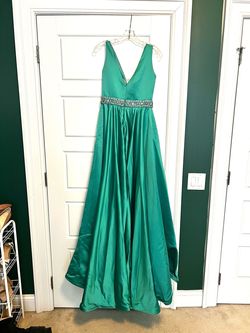 Ashley Lauren Green Size 6 Tall Height Floor Length Prom A-line Dress on Queenly