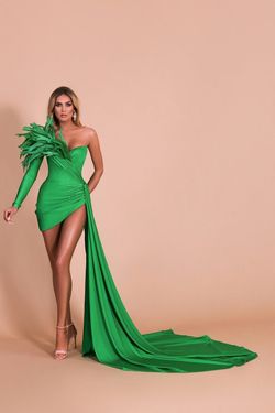 Style AD1998 Albina Dyla Green Size 12 Pageant Side slit Dress on Queenly