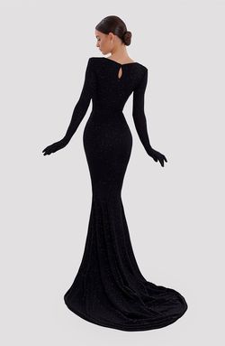 Style AD5024 Albina Dyla Black Size 8 Floor Length V Neck Tall Height Straight Dress on Queenly