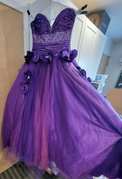 Jiovani Purple Size 6 Black Tie Strapless Ball gown on Queenly