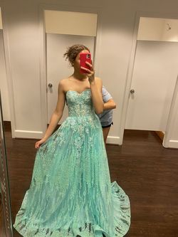 Style -1 Camille La Vie Green Size 0 Floor Length Sequin Jewelled Ball gown on Queenly