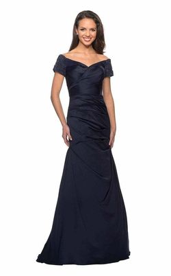 la femme Blue Size 16 Polyester Embroidery Floor Length Plus Size Ball gown on Queenly