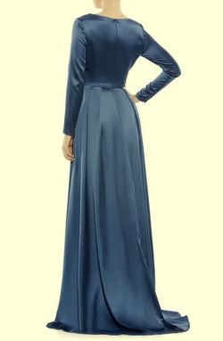 Mac Duggal Blue Size 14 V Neck Sleeves Silk Teal Side slit Dress on Queenly