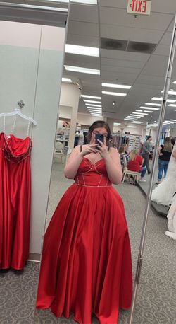 Red Size 18 Ball gown on Queenly