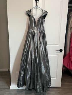Silver Size 0 A-line Dress on Queenly