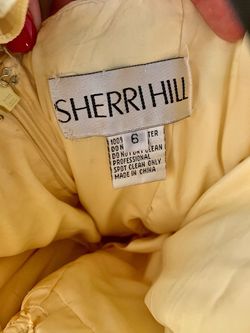 Sherri Hill Yellow Size 6 Strapless Pageant Ball gown on Queenly