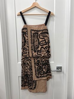 BCBG Nude Size 0 Midi Euphoria Cocktail Dress on Queenly