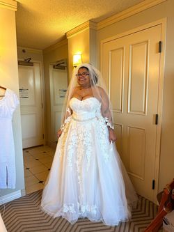 David's Bridal White Size 20 Wedding Pageant Plus Size Ball gown on Queenly