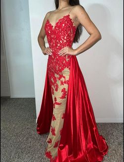 Sherri Hill Red Size 0 50 Off Prom Train Dress on Queenly