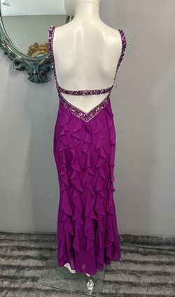 Faviana Purple Size 4 Floor Length Homecoming A-line Dress on Queenly