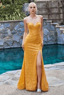 Style FITTED Belle Le Chic Gold Size 6 Bustier Tall Height Mermaid Dress on Queenly