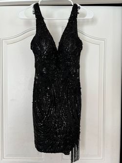 Portia and Scarlett Black Size 0 Medium Height Prom Cocktail Dress on Queenly