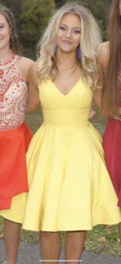 Mac Duggal Yellow Size 2 Midi Homecoming Cocktail Dress on Queenly