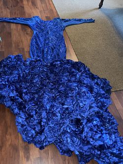 Blue Size 10 Train Dress on Queenly