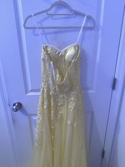 Jovani Yellow Size 4 Bridgerton Lace Tulle Ball gown on Queenly