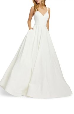 Mac Duggal White Size 12 Spaghetti Strap Belt V Neck Ball gown on Queenly