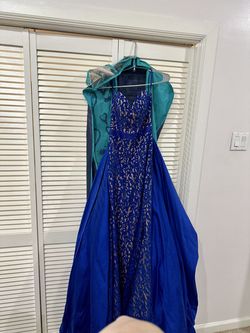 Jovani Blue Size 0 Lace Strapless Sweetheart Train Dress on Queenly