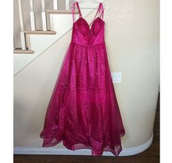 Style Fuchsia Pink Sweetheart Neckline Glitter A-line Ball Gown Cinderella Pink Size 4 Spaghetti Strap Black Tie Ball gown on Queenly