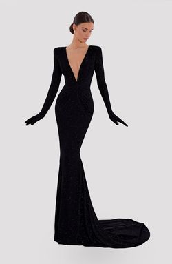 Style AD5024 Albina Dyla Black Size 8 Pageant V Neck Floor Length Straight Dress on Queenly