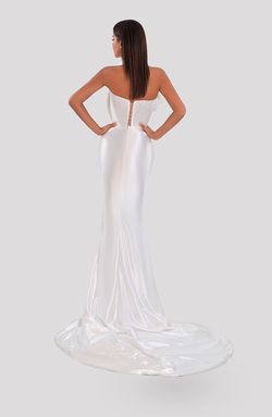 Style AD5033 Albina Dyla White Size 4 Tall Height Sequined Sequin Straight Dress on Queenly