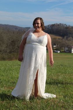 David's Bridal White Size 24 70 Off Plus Size 50 Off Side slit Dress on Queenly