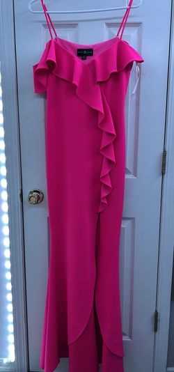 Betsy and Adam Pink Size 10 Black Tie Prom Wedding Guest Side slit Dress on Queenly