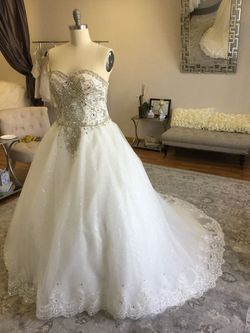 White Size 4 Ball gown on Queenly