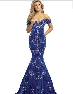 Johnathan Kayne Royal Blue Size 10 Velvet Mermaid Dress on Queenly