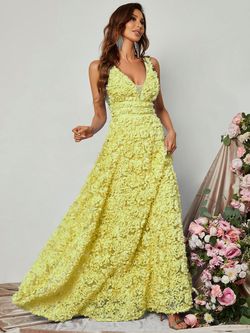 Style FSWD0842 Faeriesty Yellow Size 12 Plus Size Fswd0842 A-line Straight Dress on Queenly