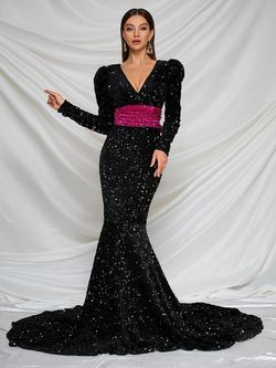 Style FSWD0422 Faeriesty Multicolor Size 4 Sequined Jersey Floor Length Mermaid Dress on Queenly