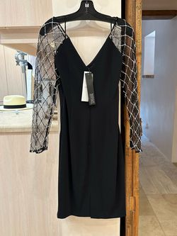 Style -1 Badgley Mischka Black Size 4 Midi Prom Cocktail Dress on Queenly