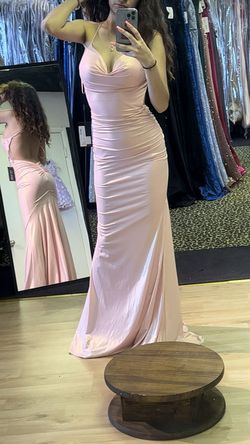 La Femme Pink Size 0 Prom Wedding Guest Train Dress on Queenly