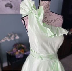 Jovani Green Size 12 50 Off Satin One Shoulder Prom A-line Dress on Queenly