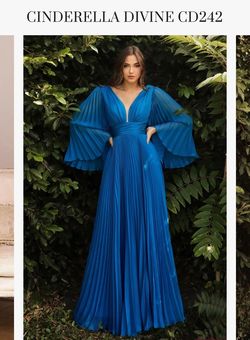 Cinderella Divine Blue Size 6 Floor Length Straight Dress on Queenly
